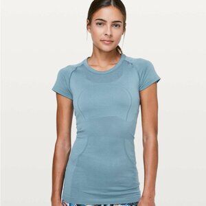 Lululemon Swiftly Tech Short Sleeve Crew Slate Blue Size 4 & 6